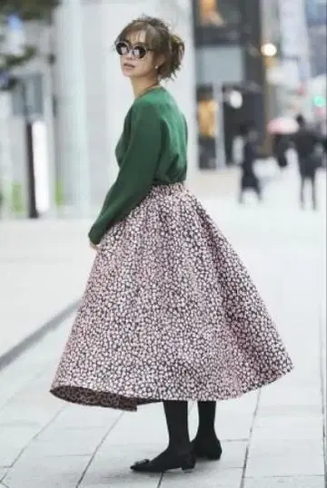 seventenbymiho kawahito 작은 꽃 자카드 스커트