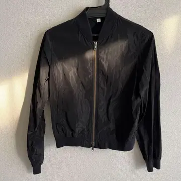 niko and - 블랙 점퍼