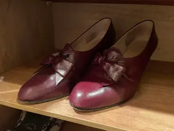 피에르 가르뎅 리본 펌프스