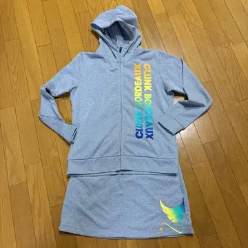 크랭크 여성용 골프웨어 상하의 세트 후드티 스커트 새상품급