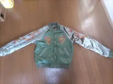 AVIREX 스카잔 리버서블 올리브 그린