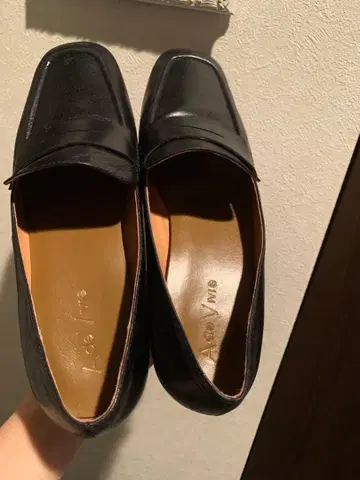 A de Vivre 코인 로퍼