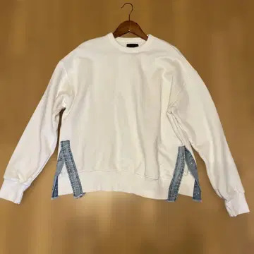 IN THE MARKET 맨투맨 트레이닝복 새상품급