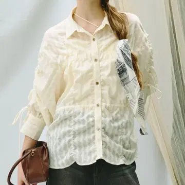 loin nuit 셔링 셔츠 아이보리