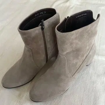 REGAL 그레이 스웨이드 사이드 지퍼 부츠