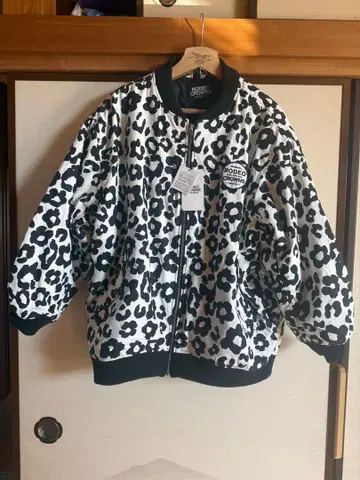 RODEO ORIGINALS 레오파드 무늬 봄버 자켓