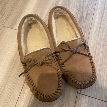 에뮤 모카신 베이지 브라운 23cm