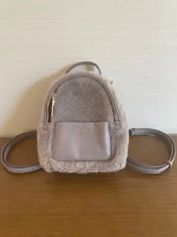 kate spade 퍼 백 차콜 그레이 새상품급