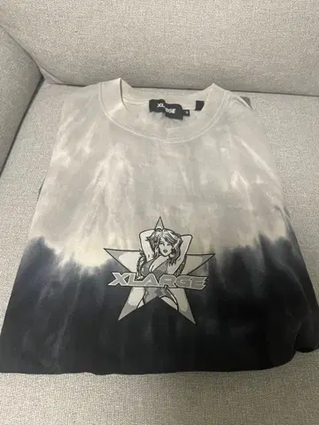 XLARGE 타이다이 그래픽 T셔츠