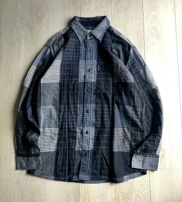 SIMPLE LIFE 네이비 계열 패치워크 패턴 긴팔 체크 셔츠