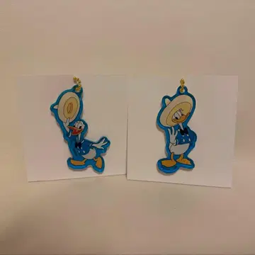 세 명의 기사 도널드 덕 아크릴 키링 2세트