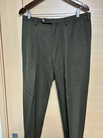 CARUSO 슬랙스 사이즈 48 올리브