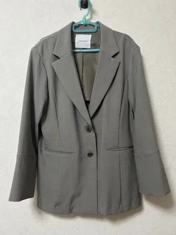 그레이 테일러드 자켓 러그문