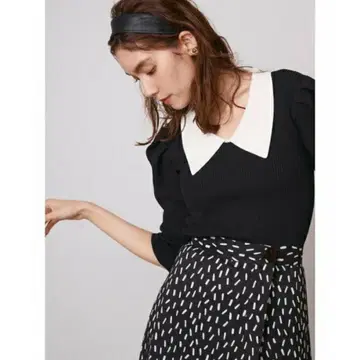 SNIDEL 블랙 니트 카라 부착 원사이즈