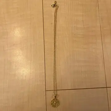 CRAFTD London 크라프트 런던 나침반 펜던트 골드