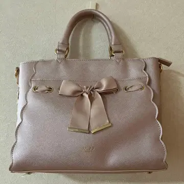 엑시즈팜 핑크 리본 부착 핸드백 숄더 포함 미사용 새상품