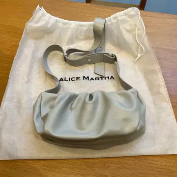 ALICE MARTHA 그레이 숄더백