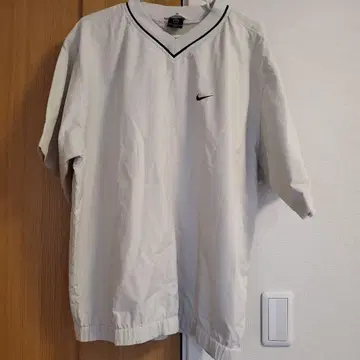 Nike 남성용 L 화이트 V넥 셔츠
