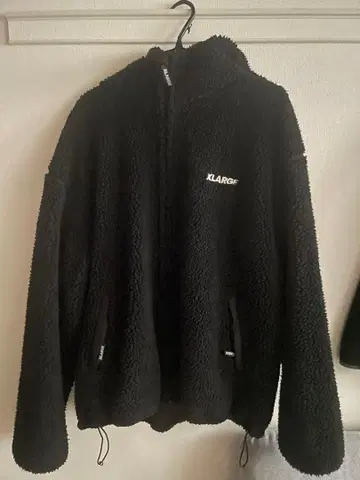XLARGE 플리스 자켓 블랙 보아 블루종