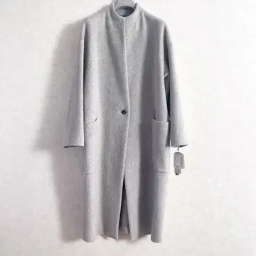 연말연시~봄까지 대활약! [새상품 미사용품] 라이트 그레이 롱 코트