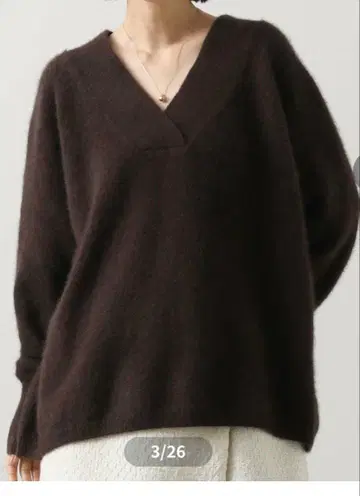그레디 브릴리언트 폭스 야크 V넥 와이드 니트 브라운
