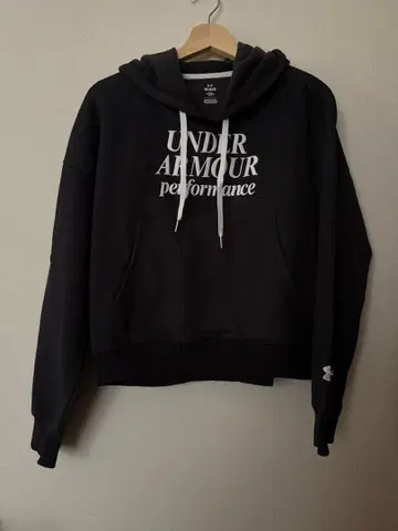 언더아머 속기모 트레이닝복