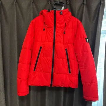 빨간색 다운 자켓 M 사이즈 도쿄 타워 로고