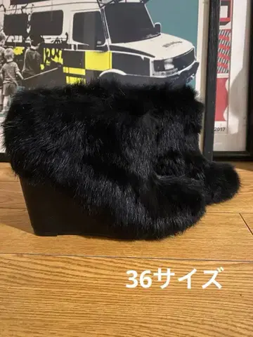 블랙 퍼 웨지힐 숏부츠