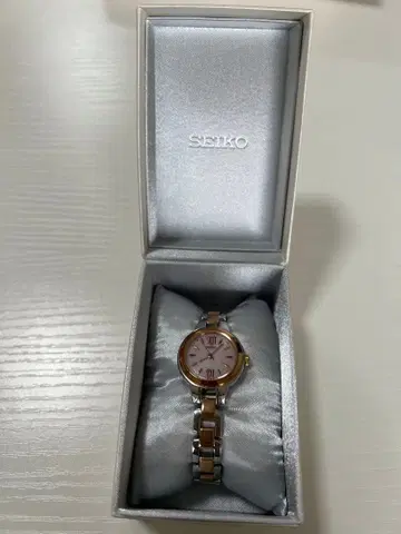 세이코 아날로그 시계 핑크 다이얼 메탈 벨트