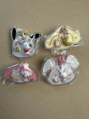 산리오 캐릭터즈 패키지 참&초코 보로 4개 세트