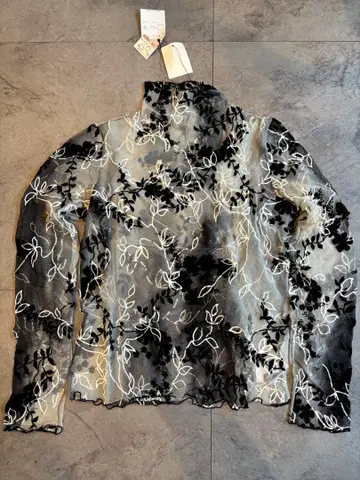 꽃무늬 자수 긴팔 셔츠 사이즈 40
