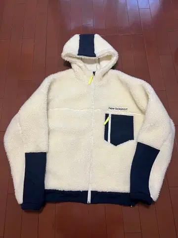 new balance 플리스 자켓 L 아이보리/네이비