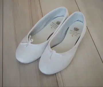 화이트 발레 슈즈 사이즈 4