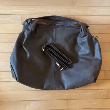 브라운 백 탈부착 가능 스트랩 포함 대형 익명 배송