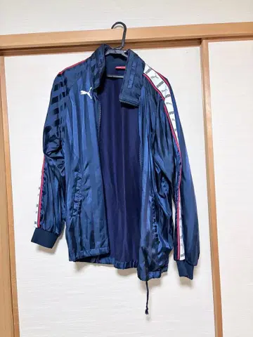 Puma 네이비 스트라이프 저지 L 사이즈