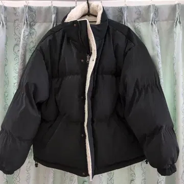 [ 미사용 새상품 ] 리버서블 다운 자켓 블랙 아이보리