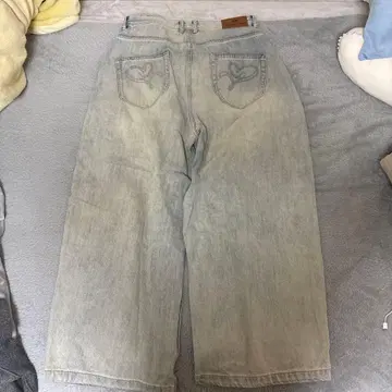 하트 자수 포켓 와이드 레그 데님