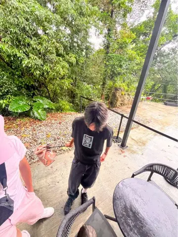 have a time 그래픽 T셔츠 블랙