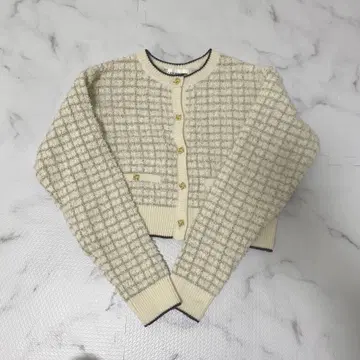 릴리 브라운 아이보리 체크 라메 가디건