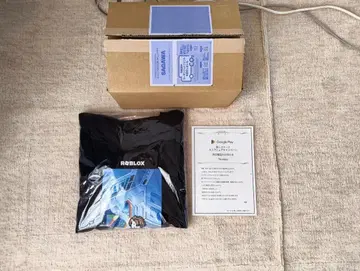 Google Play 다이아몬드 선박 Roblox 한정판 후드티