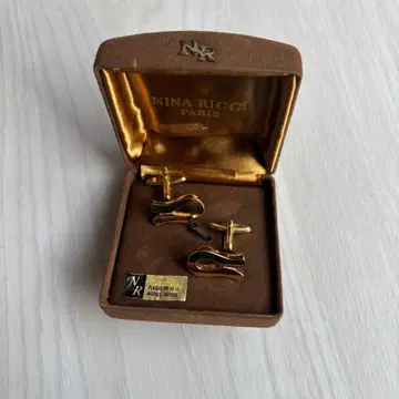NINA RICCI 골드 커프스 링크 넥타이핀 세트