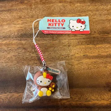 헬로키티 키위 뉴질랜드 한정판 스트랩