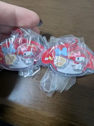 산리오 패키지 참 & 초코볼 시크릿 마이멜로디 (빨간색)