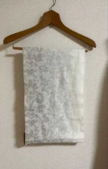 새상품 내추럴 베이직 꽃무늬 그라데이션 머플러 캐시미어 100%