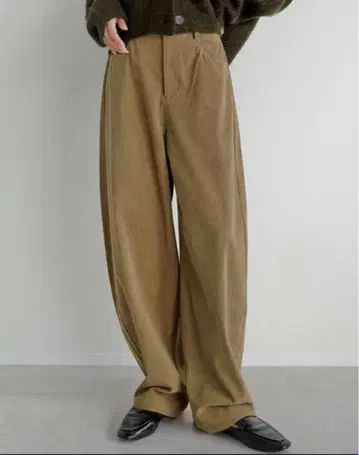 Re:EDIT 코듀로이 배럴 레그 팬츠/모카