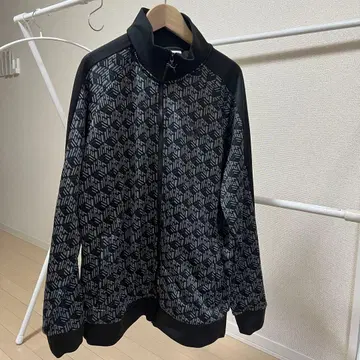 PUMA 모노그램 트랙 자켓 블랙