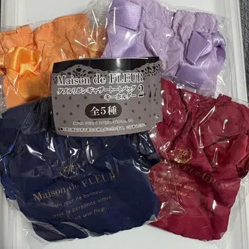 Maison de FLEUR 가챠 토트 백 더블 리본 개더