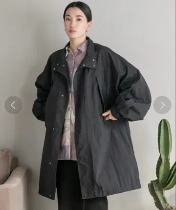 LOWRYS FARM 볼륨 몬스터 코트 블랙