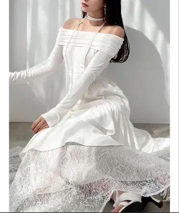 RESEXXY 오프숄더 도킹 원피스