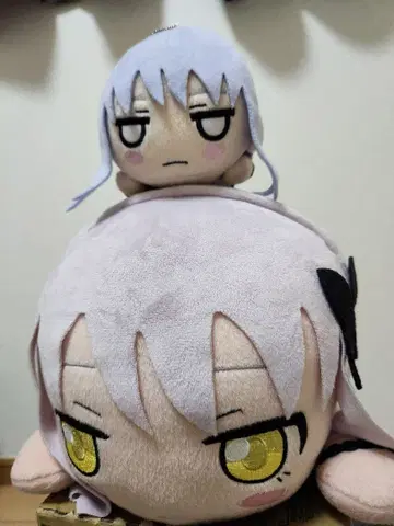 뱅드림 누워있는 봉제 인형 Roselia 미나토 유키나 2개 세트